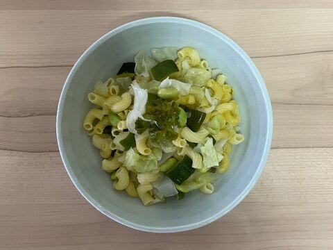 栄養満点。野菜たっぷりベジタブルスープ